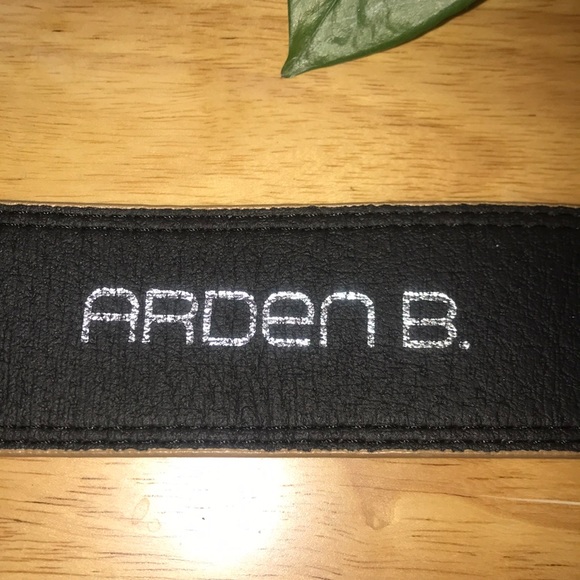 👗 3 beautiful belts 🧥 - Picture 5 of 7